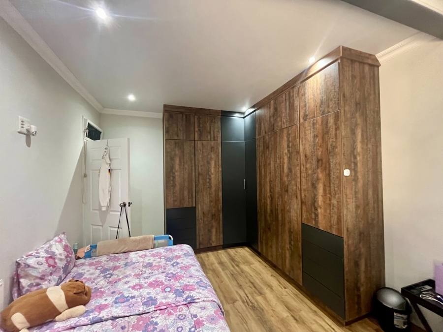 3 Bedroom Property for Sale in La Hoff North West